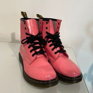 Dr Martens 1460W Pink Patent Lamper 8 Eyelet Boot